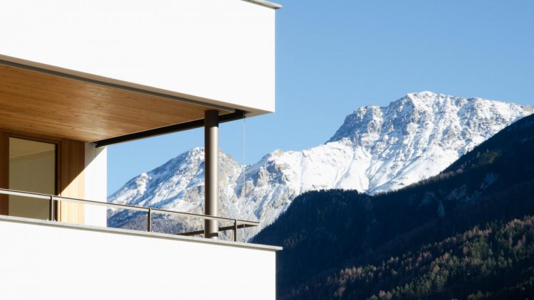 Monolit Scuol | Siedlung & Architektur